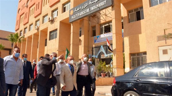 رئيس جامعة طنطا يتفقد