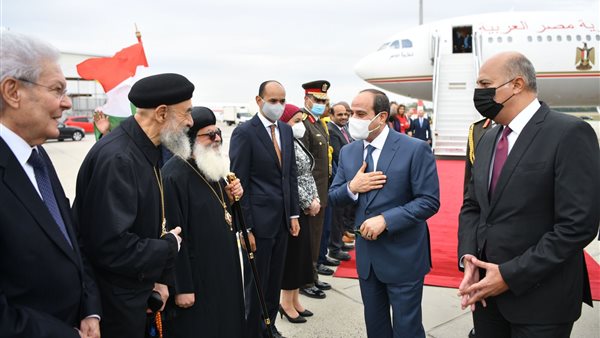 وصول السيسي إلى بودابست