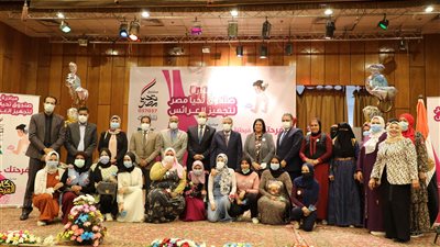 محافظ المنيا يسلم 30 فتاة تجهيزات الزواج ضمن مبادرة دكان الفرحة