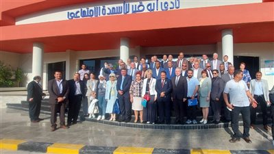 اتحاد العمال ونظيره البيلاروسي يشيدان بمناخ الاستثمار والنهضة الصناعية في مصر | صور