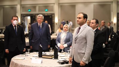 مستشفى كليوباترا يكشف سبل منع انتقال العدوى بين أفراد المجموعة خلال مشاركته بـ المؤتمر الطبي الأول للقاهرة 24