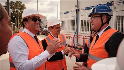 وزير التعليم العالي يتفقد منشآت 