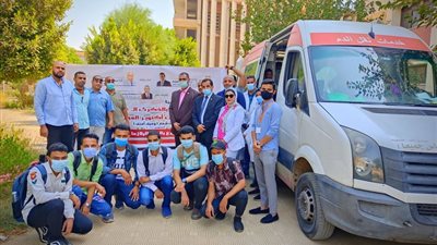 إطلاق حملات للتبرع بالدم والبلازما داخل جامعة المنيا