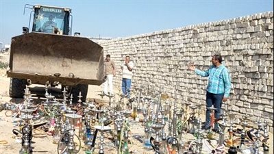 رفع 410 حالة إشغال طريق وإعدام 128 شيشة في البحيرة