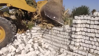 إزالة 97 حالة تعدٍ على أراضي الدولة بالمنيا