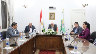 محافظ الجيزة: إطلاق قافلة علاجية شاملة بمركز الواحات البحرية غدا الخميس