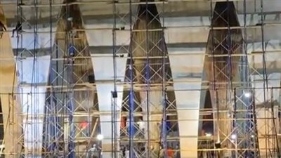 بعد ساعات من الحريق.. بدء ترميم الجزء المحترق من قاعة الاحتفالات بـ الجونة 