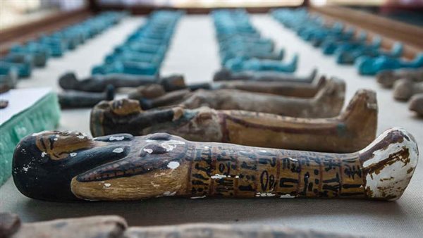 مقتنيات معرض ملوك