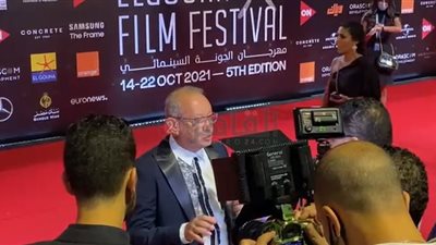 وصول نجيب ساويرس إلى حفل افتتاح الدورة الخامسة لمهرجان الجونة السينمائي | فيديو