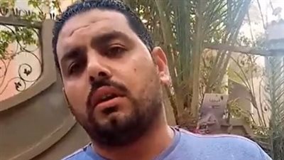 غرق منازل قرية نوسا البحر بالدقهلية بمياه الصرف الصحي.. وأحد الأهالي: بيتي هيقع