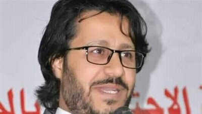 طلب إحاطة برلماني ضد وزير التعليم بعد ربط استلام الكتب بدفع المصروفات