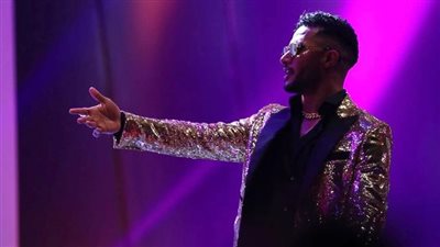 بعد ما أقدرش أروح عشان الخمور.. لماذا أبرز محمد رمضان صلاته الجمعة في الجونة السينمائي اليوم؟