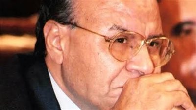 الراحل مثل الأب والمعلم... كيف نعى رموز الثقافة الدكتور فوزي فهمي ؟