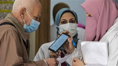  التنظيم والإدارة يعلن تفاصيل تطعيم موظفيه بلقاح فيروس كورونا