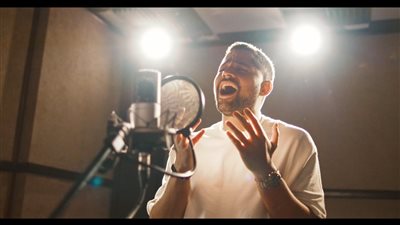 حسن رمزي يطرح كليبه الجديد بعنوان قولولي | فيديو