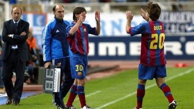 زي النهارده.. ميسي يشارك لأول مرة بقميص برشلونة