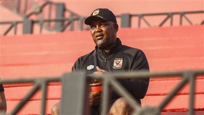 موسيماني يستدعي ثلاثي زيزكوف التشيكي في الأهلي