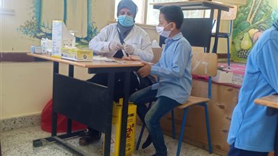 تستهدف 513 ألف تلميذ.. انطلاق مبادرة علاج أمراض سوء التغذية بالمدارس الابتدائية بقنا| صور