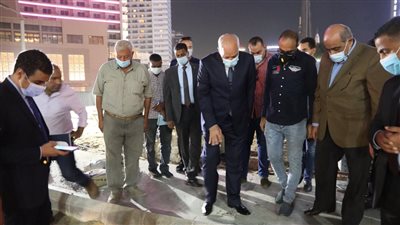 محافظ الجيزة يتفقد أعمال تطوير ميدان الجلاء