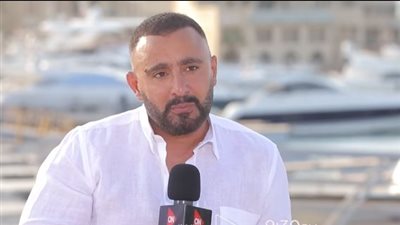 أحمد السقا: كل سواقين التاكسي أصحابي وبركب ميكروباص في الشتاء لهذا السبب