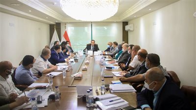 بتكلفة 15 مليار جنيه.. السبكي يوجه بتطوير 157 منشأة طبية لإدراجها بمنظومة التأمين الصحي