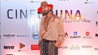 بعد شائعات ارتباطه بدينا الشربيني.. حسن أبو الروس يلغي متابعة زوجته بـ انستجرام