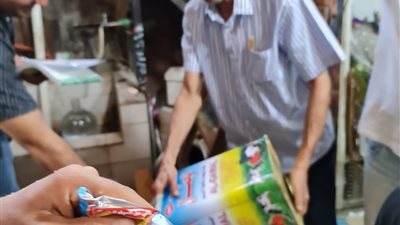 ضبط طن ونصف أغذية وعصائر فاسدة بالدقهلية