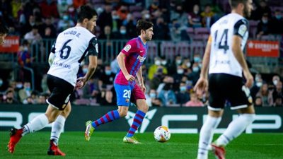 تاريخ مواجهات برشلونة وفالنسيا في الدوري الإسباني