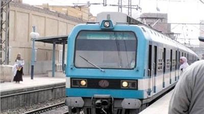 إخلاء قطار حلوان من الركاب بعد تصاعد الأدخنة من العربة الأخيرة لمترو الأنفاق