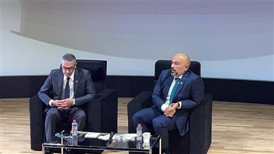 جمال السادات رئيس اتصالات مصر: مستثمرو الإمارات مستعدون لضخ مزيد من الاستثمار بالقاهرة