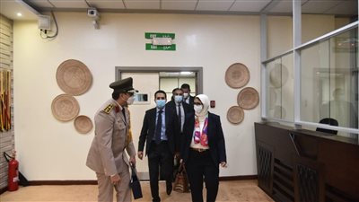 وزيرة الصحة تصل إلى أوغندا في إطار تعزيز سبل التعاون بين البلدين بالقطاع الصحي