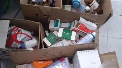 بنج أسنان.. الرقابة التموينية تضبط مخزنين لبيع أدوية بشرية دون ترخيص بالفيوم | صور
