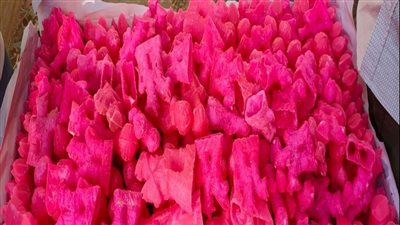 ضبط 300 قطعة من حلوى المولد مجهولة المصدر في البحيرة