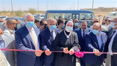 وزير الزراعة يدعو للاستفادة من تيسيرات الاستثمار في الوادي الجديد