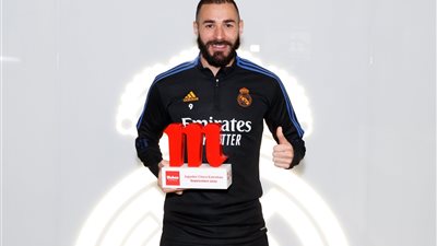 بنزيما وفينسيوس يقودان تشكيل ريال مدريد أمام برشلونة في الكلاسيكو