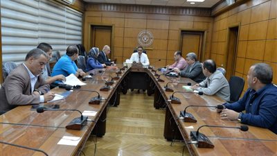 محافظ الدقهلية يتابع إجراءات التعامل مع موسم الشتاء