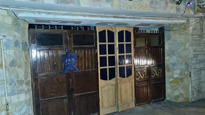 أحياء الإسكندرية تكثف حملاتها على المحال للتأكد من تطبيق الإجراءات الاحترازية