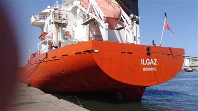 شحن 4200 طن صودا وتفريغ 9400 رأس ماشية بموانئ بورسعيد | صور 