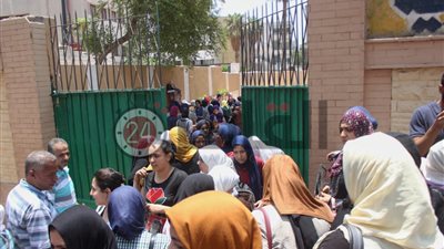 طلاب الثانوية العامة بالبعثات المصرية يؤدون امتحانات الدور الثاني في 60 سفارة
