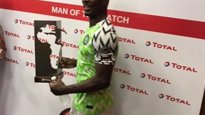 إيجالو افضل لاعب في مباراة نيجيريا والكاميرون