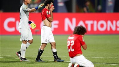 “منتخب المتحرشين” هاشتاج يتصدر تويتر عقب هزيمة المنتخب وخروجه من أمم إفريقيا (صور)