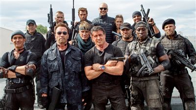 سيلفستر ستالون يشوق جماهيره بجزء جديد من “The Expendables”
