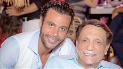 نكشف حقيقة العمل السينمائي الذي يجمع الزعيم عادل إمام ونجله “محمد”