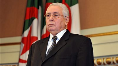 رئيس الجزائر المؤقت يحضر نهائي إفريقيا في ستاد القاهرة