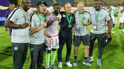 مدرب نيجيريا: المركز الثالث مرض بالنسبة لنا ونجحت في تعويض خسارتين أمام جريس