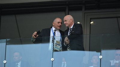 رئيس الفيفا لمصر بالعربية: “مبروك”.. ويؤكد: أبهرت العالم بتنظيم رائع