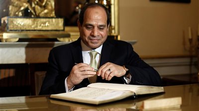 السيسي: ثورة يوليو غيرت الحياة في مصر وساهمت في تقرير مصير الشعوب (فيديو)