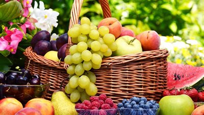 الليمون يعاود الارتفاع .. أسعار الفاكهة في سوق العبور اليوم الثلاثاء