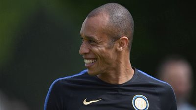 رسميًا| رحيل ميراندا عن إنتر الإيطالى إلى الدوري الصيني