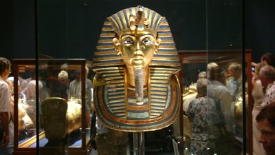 أستاذ آثار: الأبحاث الجديدة أظهرت أن الحضارة المصرية عمرها 13 ألف سنة